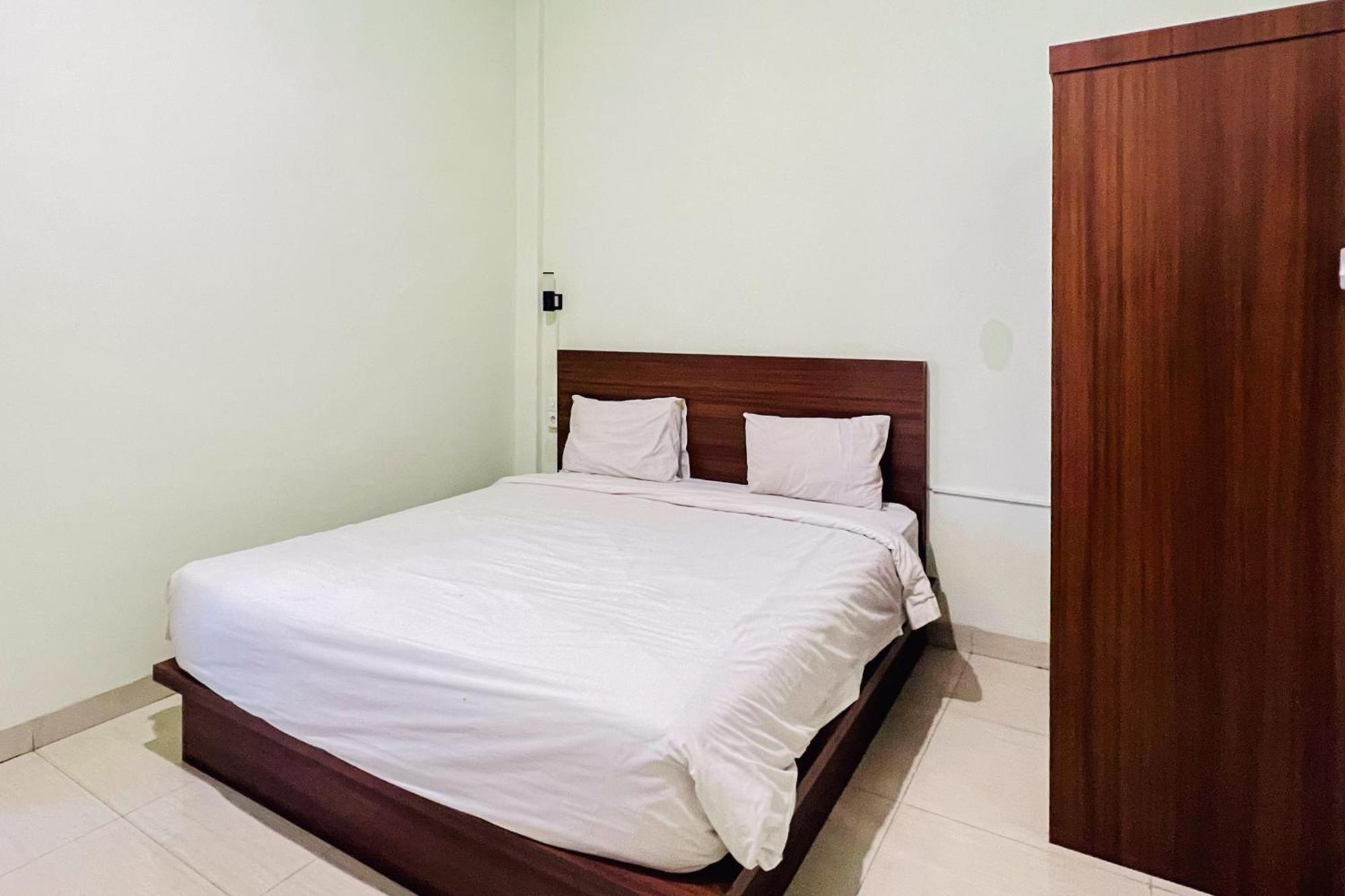 Teratai Residence Mitra Reddoorz Medan Exteriér fotografie