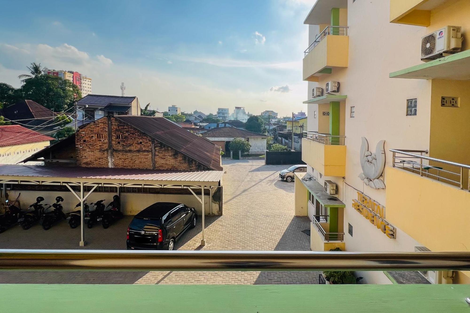 Teratai Residence Mitra Reddoorz Medan Exteriér fotografie