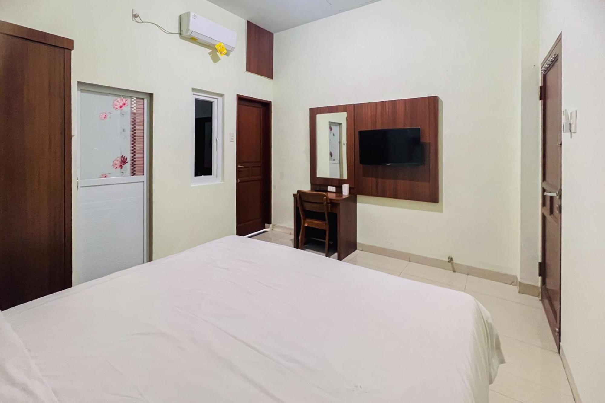 Teratai Residence Mitra Reddoorz Medan Exteriér fotografie
